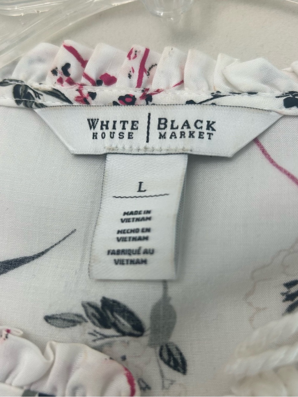 White House Black Market White Floral V-Neck Short Sleeve Blouse - Picture 3 of 3